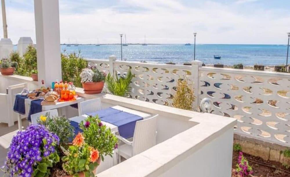 Estasi Sul Mare Bed & Breakfast Porto Cesareo Luaran gambar