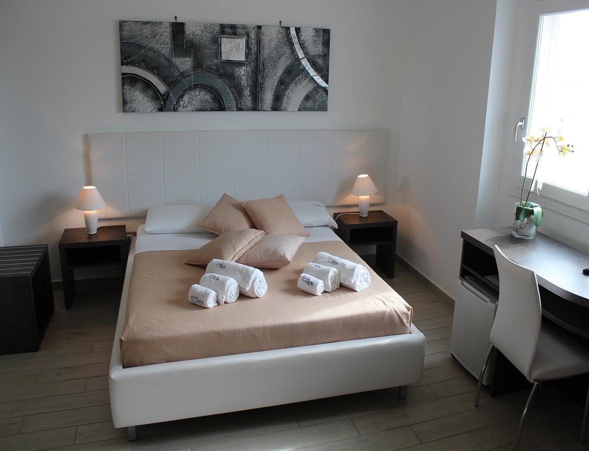 Estasi Sul Mare Bed & Breakfast Porto Cesareo Luaran gambar