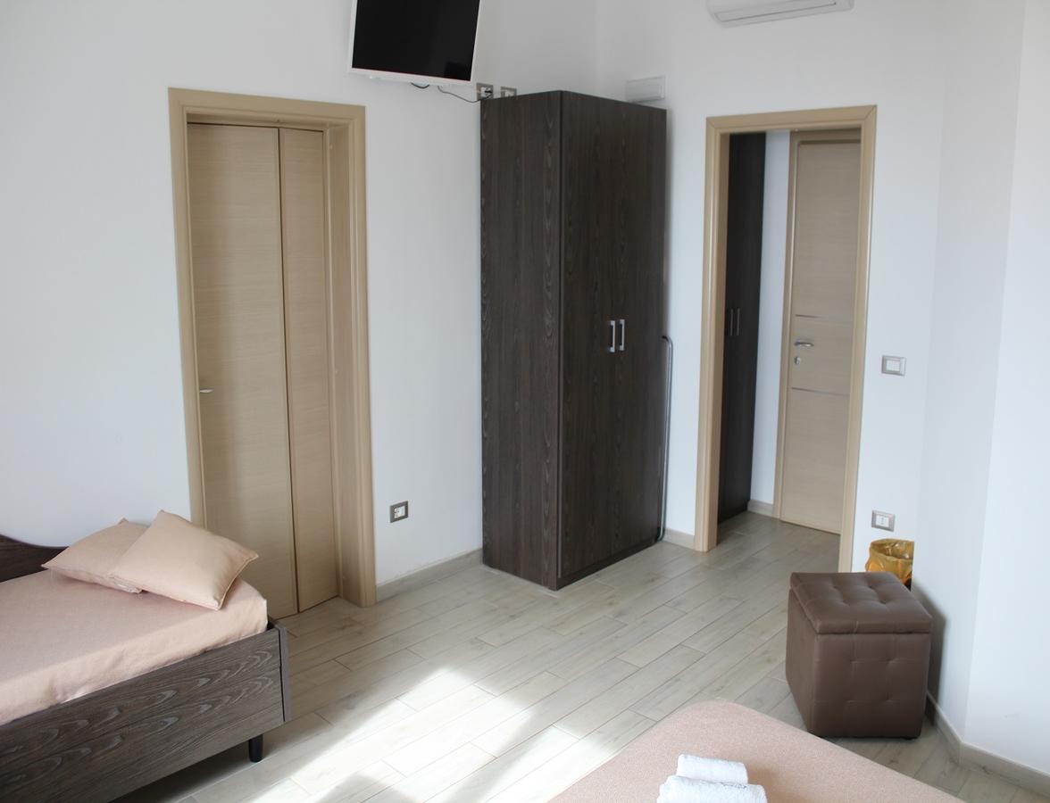 Estasi Sul Mare Bed & Breakfast Porto Cesareo Luaran gambar