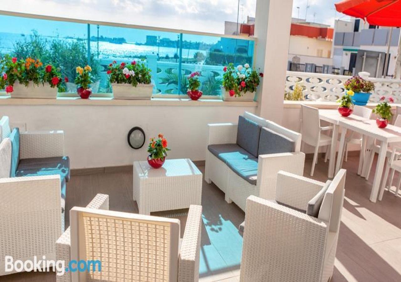 Estasi Sul Mare Bed & Breakfast Porto Cesareo Luaran gambar